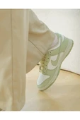 Nike Dunk Low "Green" Sneaker - thumbnail 3
