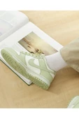 Nike Dunk Low "Green" Sneaker - thumbnail 2