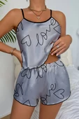 Love Baskılı  Saten Şortlu Gecelik thumbnail 1