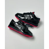 Nike SB Dunk Low “ Mafia “ thumbnail 1