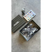 New Balance 9060 Voices Grey thumbnail 1