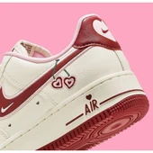 Nike Air Force Valentines Day thumbnail 4