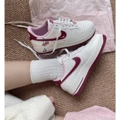 Nike Air Force Valentines Day thumbnail 3