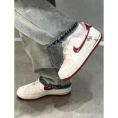Nike Airforce Low “ Valentines Day '' thumbnail 4