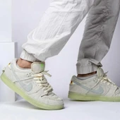 NIKE SB DUNK LOW MUMMY thumbnail 1
