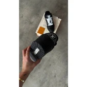 Louis Vuitton Tranier thumbnail 3