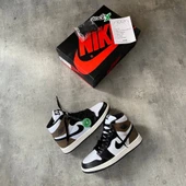 Nike Air Jordan 1 “ Mocha “ thumbnail 1