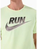 NIKE Run Açık Yeşil T-Shirt thumbnail 2