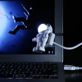 Astronot USB Gece Lambası thumbnail 1