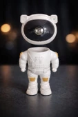 Uyku Problemi Çeken Çocuklar İçin Astronot Gece Lambası thumbnail 12