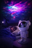 Uyku Problemi Çeken Çocuklar İçin Astronot Gece Lambası thumbnail 1