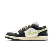 Air Jordan 1 Low SE thumbnail 8