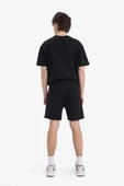 Defacto B8674 Siyah Slim Fit Dar Kesim Dar Paça Basic Düz Şort thumbnail 6