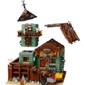LEGO 21310 Old Fishing Store Set thumbnail 4