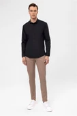 Köşeli Manşet Slimfit Düz Gömlek thumbnail 3
