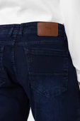 Regular Kalıp Denim Pantolon thumbnail 3
