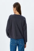 Basic Sweatshirt Uzun Kollu Bisiklet Yaka thumbnail 7