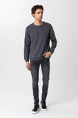 O Yaka Regular Kalıp Düz Sweatshirt thumbnail 12