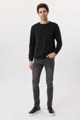 O Yaka Regular Kalıp Düz Sweatshirt thumbnail 11