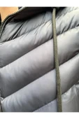 Çıkarılabilir Kapüşonlu Siyah Trend Yelek thumbnail 4