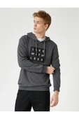 Baskılı Kapşonlu Sweatshirt thumbnail 1