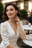 Zirkon Taşlı Lale Figürlü Küpe thumbnail 2