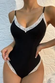 Kadın Beyaz Dantel Işlemeli Siyah Tulum Gecelik thumbnail 4