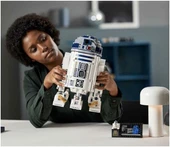 LEGO 75308 Star Wars R2-D2 thumbnail 2