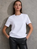 Unisex Kısa Kollu Bisiklet Yaka Basic Viskon Bluz thumbnail 2
