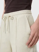 LCW Comfort Bej Beli Lastikli Soft Touch Kadın Şort thumbnail 3