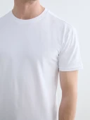 LC WAIKIKI Beyaz Regular Fit  Basic Tişört thumbnail 3
