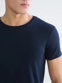 LC WAIKIKI Lacivert Slim Fit İnce Basic Tişört thumbnail 3