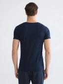 LC WAIKIKI Lacivert Slim Fit İnce Basic Tişört thumbnail 4