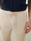 LCW Vision Bej Regular Fit Dokulu Erkek Şort thumbnail 3