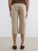 LCWAIKIKI Classic Bej Regular Fit Erkek Kargo Şort thumbnail 4