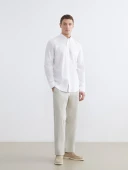 LCWAIKIKI Classic Beyaz Regular Fit Oxford Erkek Basic Gömlek thumbnail 2