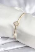 Beyaz Sedefli Yonca Model Gold Renk Kadın Bileklik thumbnail 1
