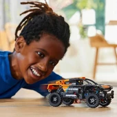 Technic NEOM McLaren Extreme E Race Car 42166 thumbnail 3