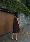 Halter Yaka Dokuma Midi Elbise thumbnail 15