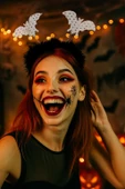 Cadılar Bayramı Beyaz Pullu Yarasa Taç thumbnail 5