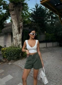 Çift Cepli Pileli Mini Denim Şort thumbnail 6