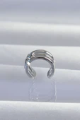 Pirinç Gümüş Renk Yonca Earcuff Küpe thumbnail 2