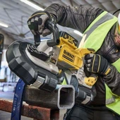 Dewalt DCS374N Kömürsüz Şerit Testere (Aküsüz) thumbnail 3
