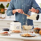 KitchenAid Artisan K400 Blender - Almond Cream thumbnail 5