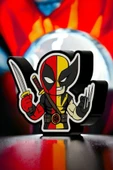 Deadpool ve Wolverine Tasarımlı Gece Lambası thumbnail 3