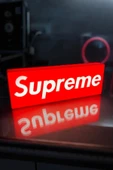 Supreme Tasarımlı Dekoratif Gece Lambası thumbnail 1