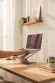 Ergonomik Laptop Yükseltici Standı thumbnail 2