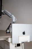 MacBook Pro Masa Sabitleme Aparatı thumbnail 1
