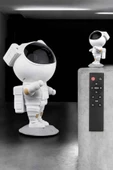 Nevamel Çocuklara Özel Projeksiyon Astronot Lamba Speaker Sevimli thumbnail 3