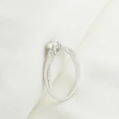 Elegance Model Tek Taş Sky Diamond Yüzük thumbnail 5